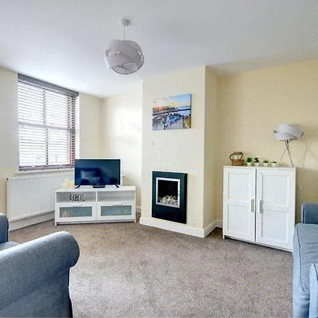 Apartment Cottages-whitby - Marina Side