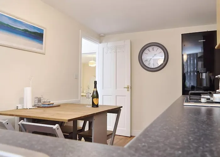 Cottages-whitby - Marina Side Whitby