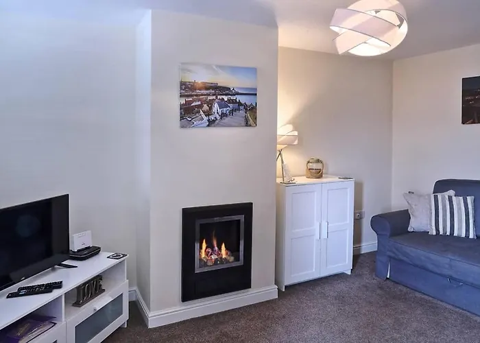 Cottages-whitby - Marina Side * Whitby