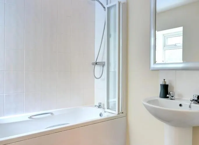 Cottages-whitby - Marina Side Whitby